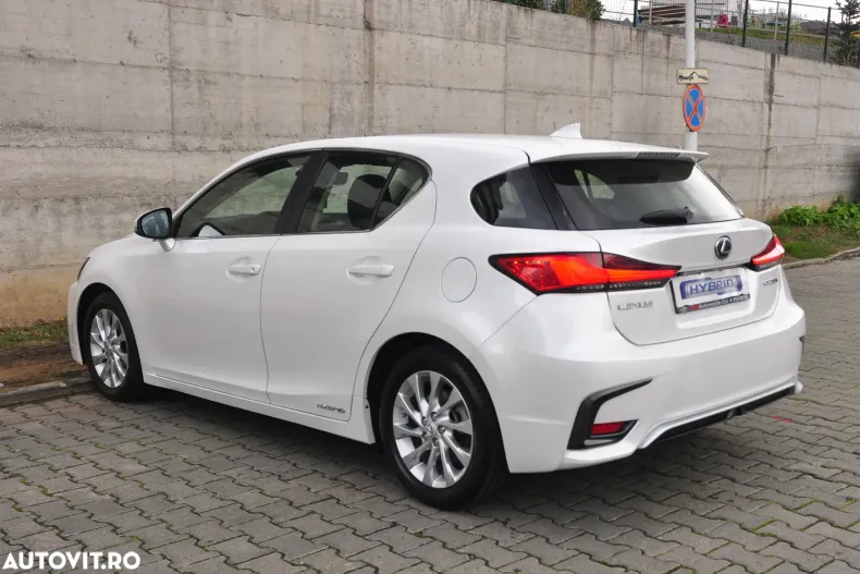 Lexus CT din 2020 cu 160.600 km - oferta LEX183583 - foto 3