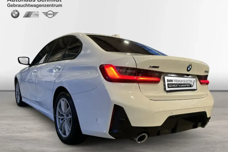 BMW 320 (Seria 3) din 2025 cu 25.861 km - oferta BMW183587 - foto 3