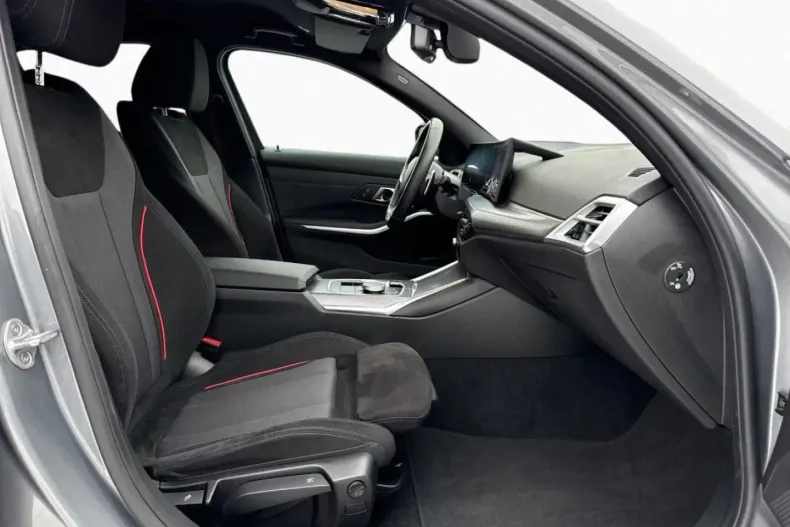 BMW 320 (Seria 3) din 2025 cu 19.265 km - oferta BMW183588 - foto 10