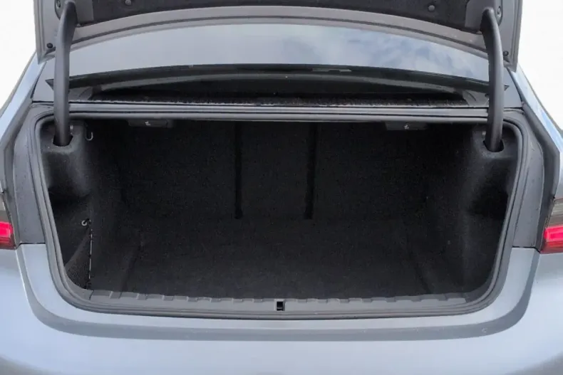 BMW 320 (Seria 3) din 2025 cu 24.947 km - oferta BMW183589 - foto 19