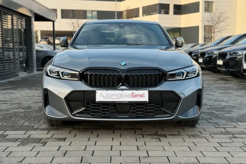 BMW 320 (Seria 3) din 2025 cu 23.900 km - oferta BMW183590 - foto 3