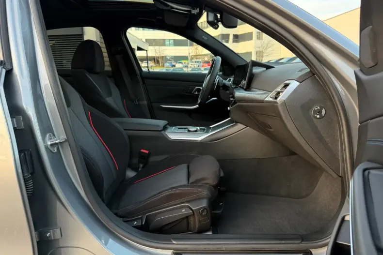 BMW 320 (Seria 3) din 2025 cu 23.900 km - oferta BMW183590 - foto 11