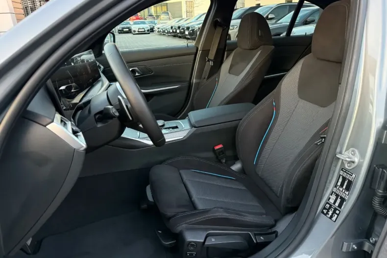 BMW 320 (Seria 3) din 2025 cu 23.900 km - oferta BMW183590 - foto 23