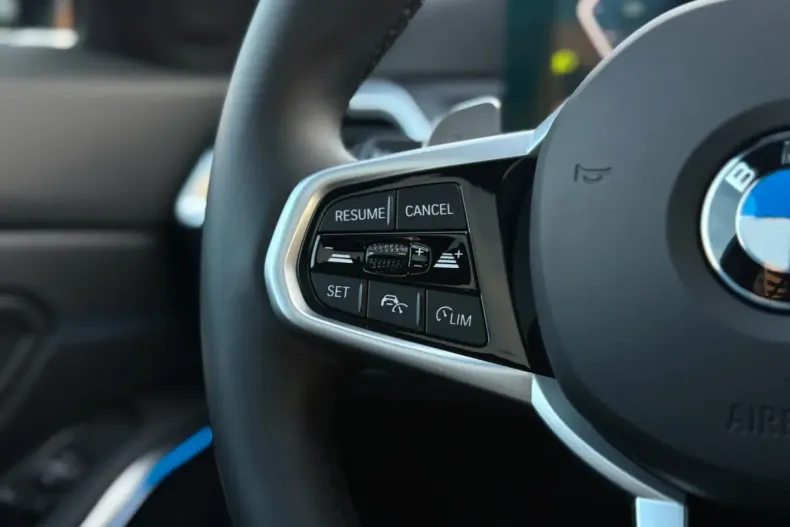 BMW 320 (Seria 3) din 2025 cu 23.900 km - oferta BMW183590 - foto 31