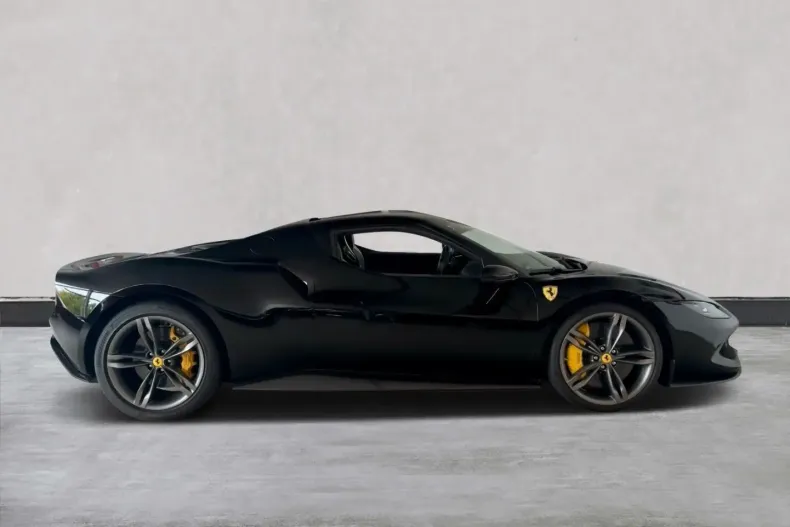 Ferrari 296 GTB din 2023 cu 5.500 km - oferta FER183591 - foto 3