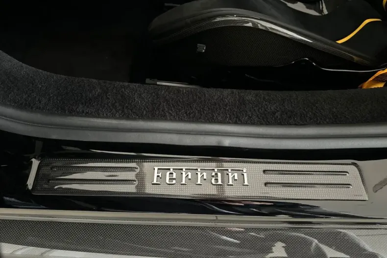 Ferrari 296 GTB din 2023 cu 5.500 km - oferta FER183591 - foto 17