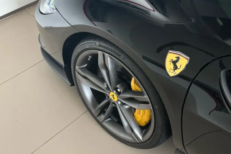 Ferrari 296 GTB din 2023 cu 5.500 km - oferta FER183591 - foto 20