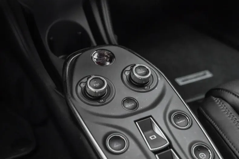 McLaren GT din 2023 cu 5.150 km - oferta MCL183593 - foto 18