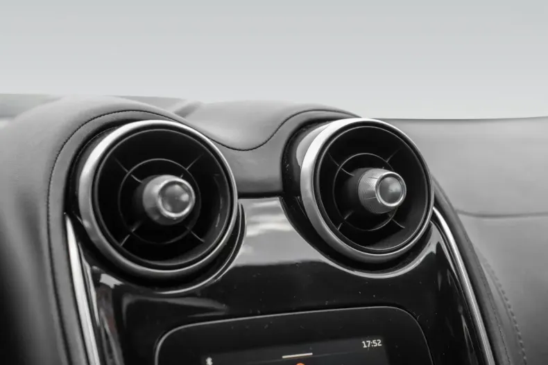 McLaren GT din 2023 cu 5.150 km - oferta MCL183593 - foto 27