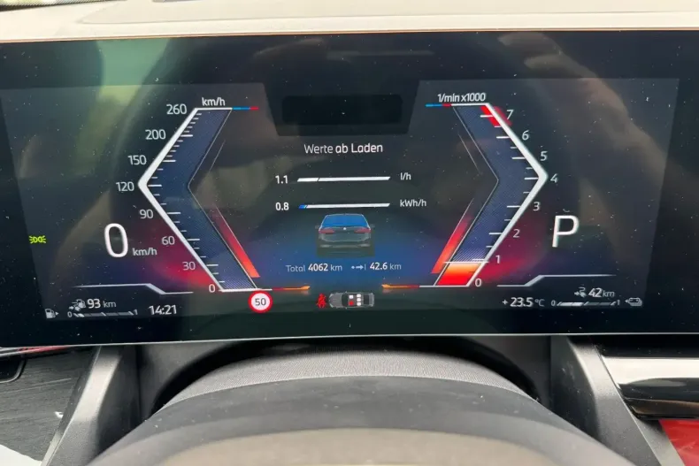 BMW 530 (Seria 5) din 2025 cu 4.062 km - oferta BMW183594 - foto 33