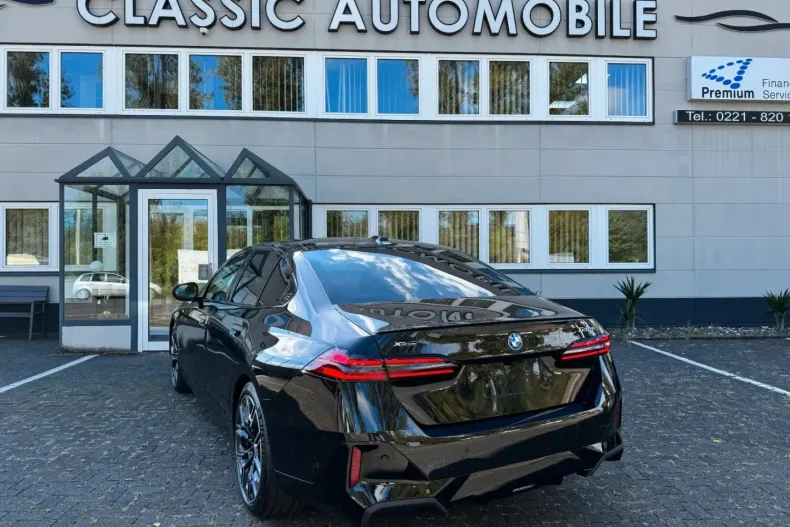 BMW 530 (Seria 5) din 2025 cu 6.300 km - oferta BMW183595 - foto 24