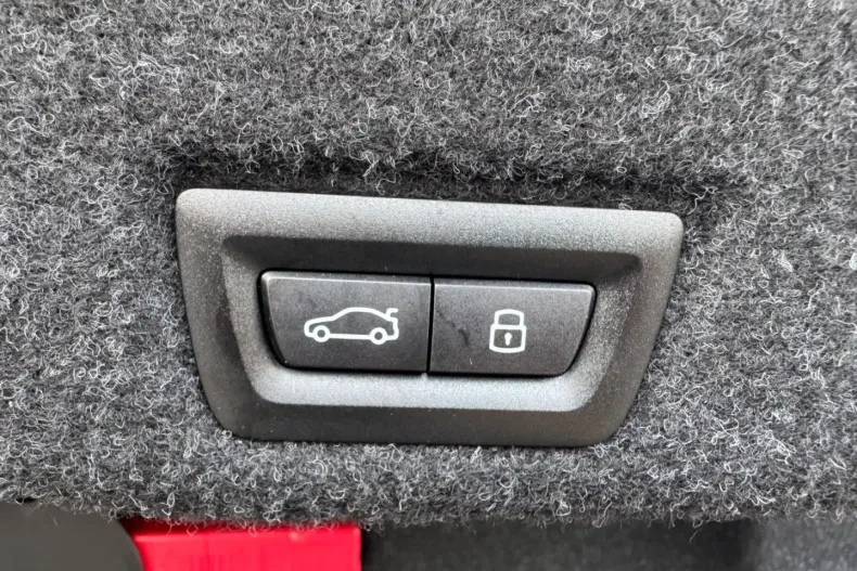 BMW 530 (Seria 5) din 2025 cu 6.300 km - oferta BMW183595 - foto 27