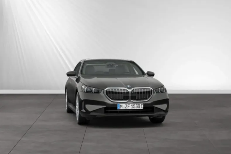 BMW 530 (Seria 5) din 2024 cu 21.200 km - oferta BMW183597 - foto 1