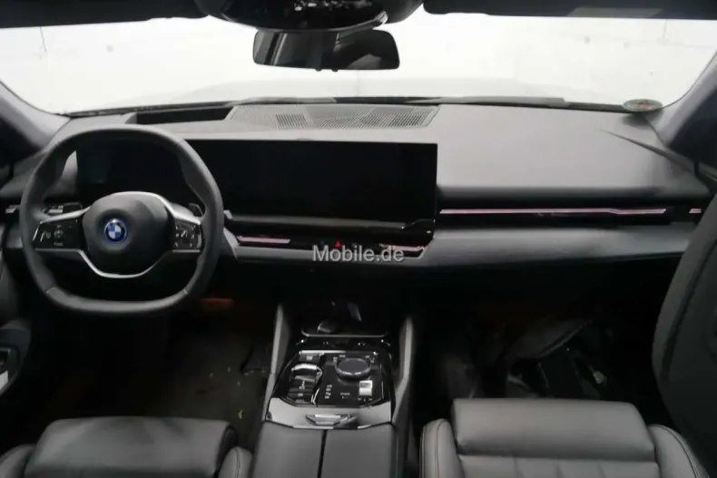 BMW 530 (Seria 5) din 2024 cu 15.892 km - oferta BMW183598 - foto 6