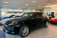 Porsche Cayenne din 2022 cu 83.552 km - oferta POR183599 - foto 2
