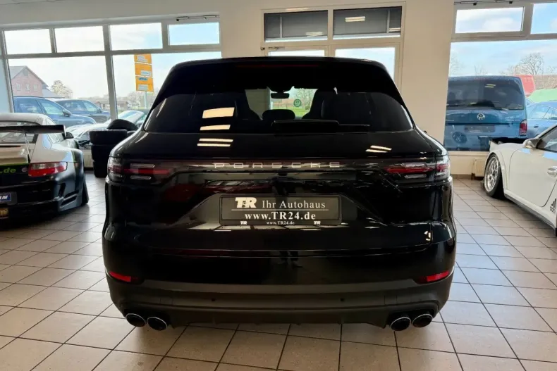 Porsche Cayenne din 2022 cu 83.552 km - oferta POR183599 - foto 3