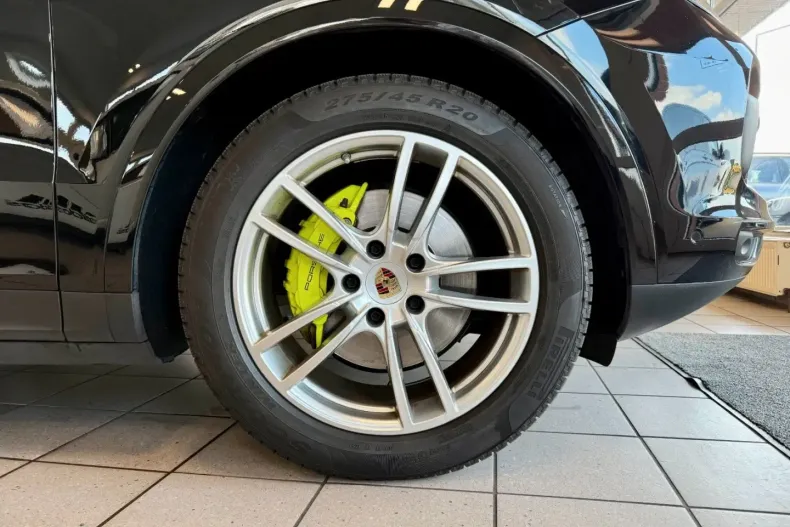 Porsche Cayenne din 2022 cu 83.552 km - oferta POR183599 - foto 5