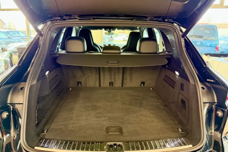 Porsche Cayenne din 2022 cu 83.552 km - oferta POR183599 - foto 9