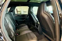 Porsche Cayenne din 2022 cu 83.552 km - oferta POR183599 - foto 10