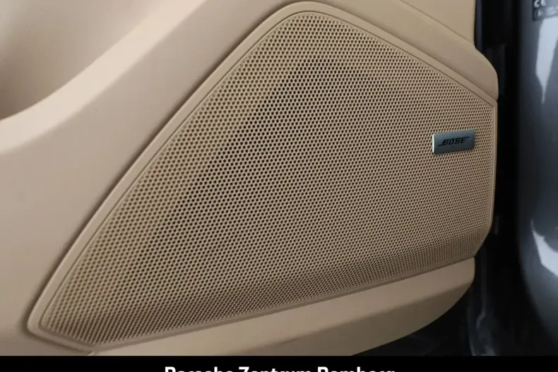 Porsche Cayenne din 2022 cu 87.900 km - oferta POR183602 - foto 25