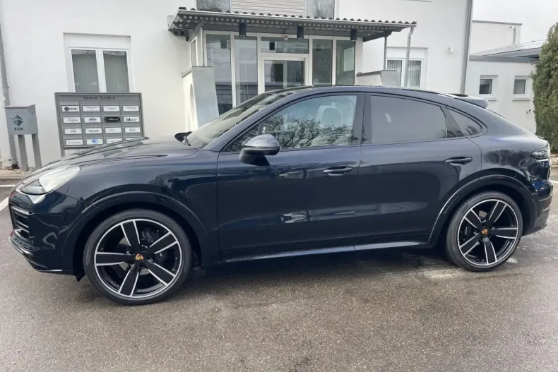 Porsche Cayenne din 2022 cu 72.790 km - oferta POR183603 - foto 14