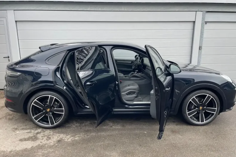 Porsche Cayenne din 2022 cu 72.790 km - oferta POR183603 - foto 17