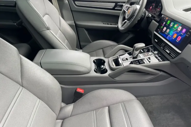 Porsche Cayenne din 2022 cu 72.790 km - oferta POR183603 - foto 32