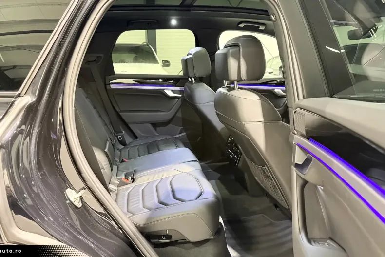 Volkswagen Touareg din 2022 cu 119.820 km - oferta VOL183605 - foto 24