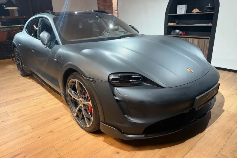 Porsche Taycan din 2022 cu 88.200 km - oferta POR183612 - foto 2