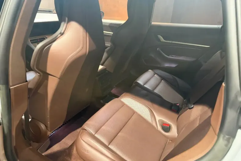 Porsche Taycan din 2022 cu 88.200 km - oferta POR183612 - foto 11