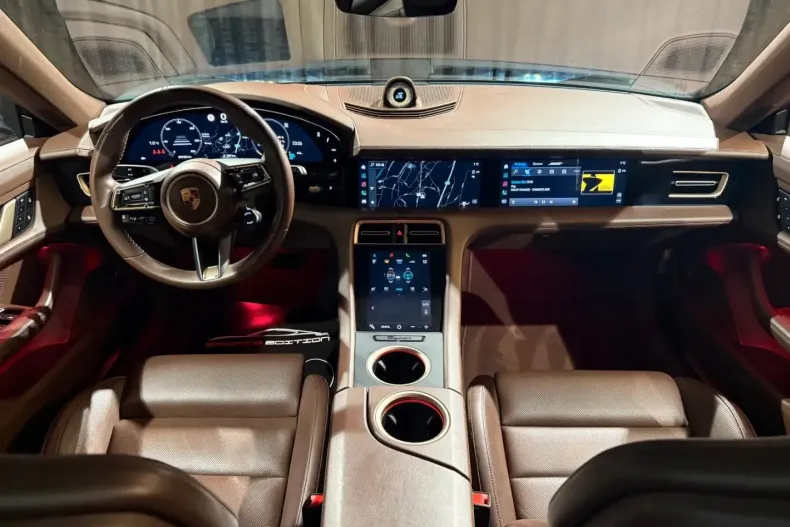 Porsche Taycan din 2022 cu 88.200 km - oferta POR183612 - foto 16