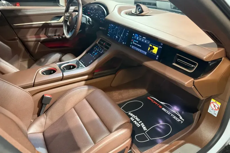 Porsche Taycan din 2022 cu 88.200 km - oferta POR183612 - foto 18