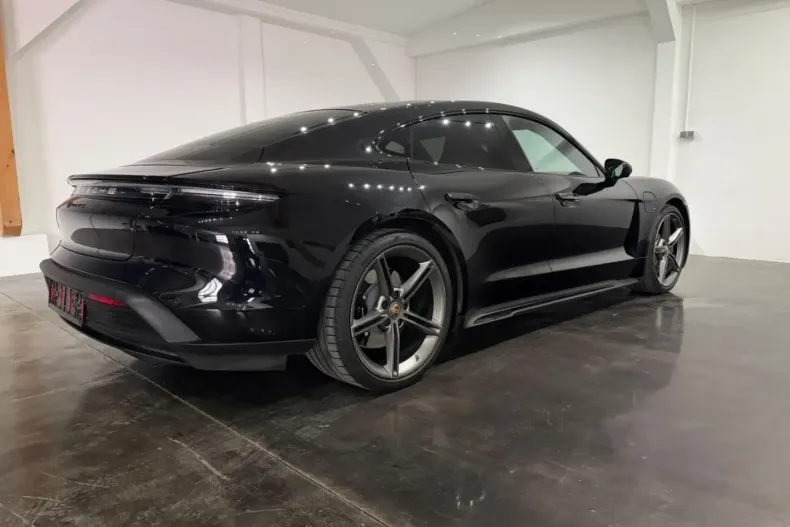 Porsche Taycan din 2021 cu 56.000 km - oferta POR183614 - foto 7