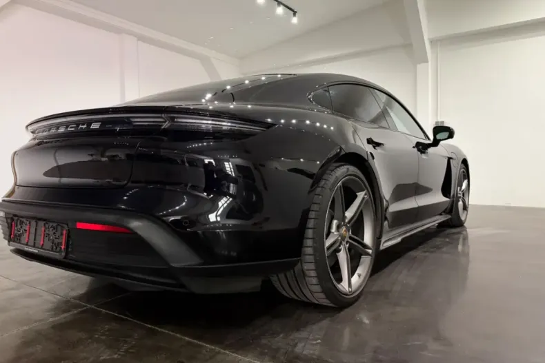 Porsche Taycan din 2021 cu 56.000 km - oferta POR183614 - foto 8