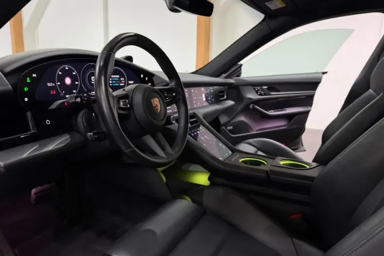 Porsche Taycan din 2021 cu 56.000 km - oferta POR183614 - foto 18