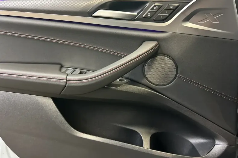 BMW X4 (Seria X) din 2024 cu 20.800 km - oferta BMW183615 - foto 18