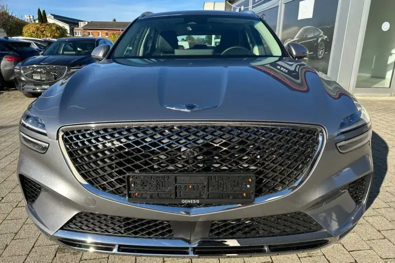 Genesis GV70 din 2025 cu 3.200 km - oferta GEN183620 - foto 2