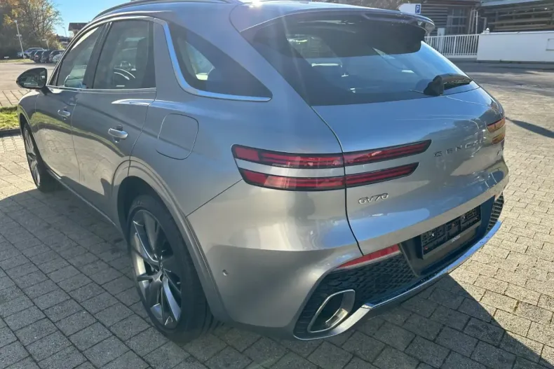 Genesis GV70 din 2025 cu 3.200 km - oferta GEN183620 - foto 4