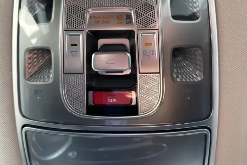 Genesis GV70 din 2025 cu 3.200 km - oferta GEN183620 - foto 17