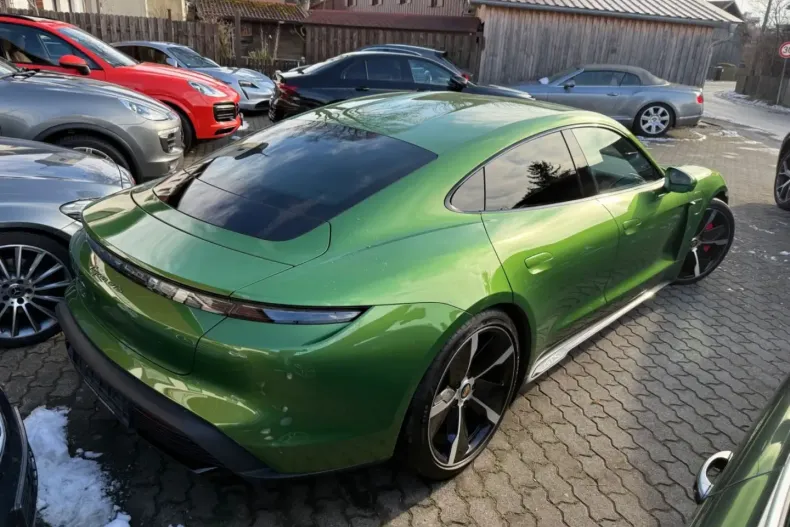 Porsche Taycan din 2023 cu 79.999 km - oferta POR183622 - foto 4