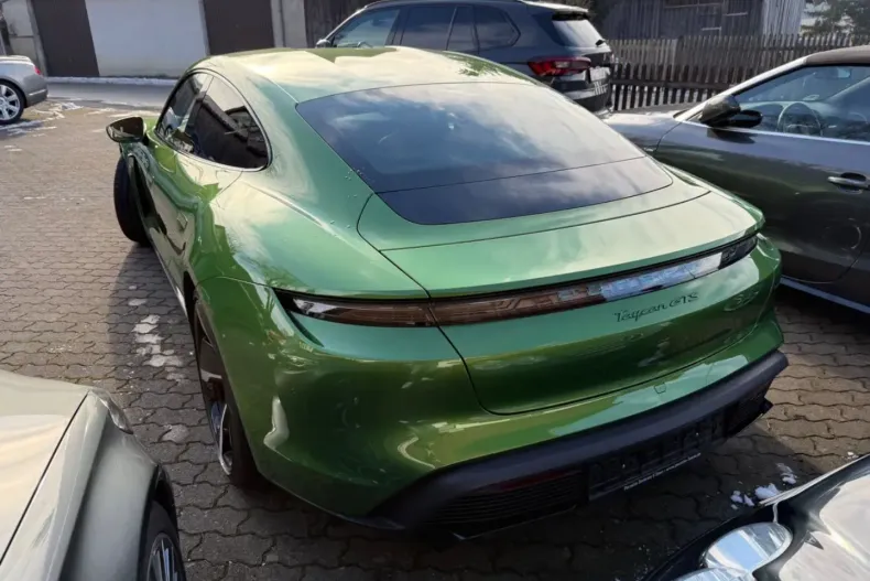 Porsche Taycan din 2023 cu 79.999 km - oferta POR183622 - foto 7