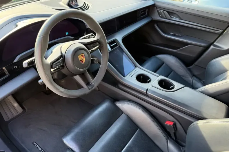 Porsche Taycan din 2023 cu 79.999 km - oferta POR183622 - foto 11