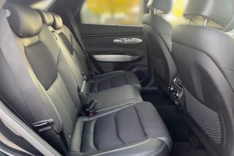 Genesis GV70 din 2024 cu 25.990 km - oferta GEN183626 - foto 13