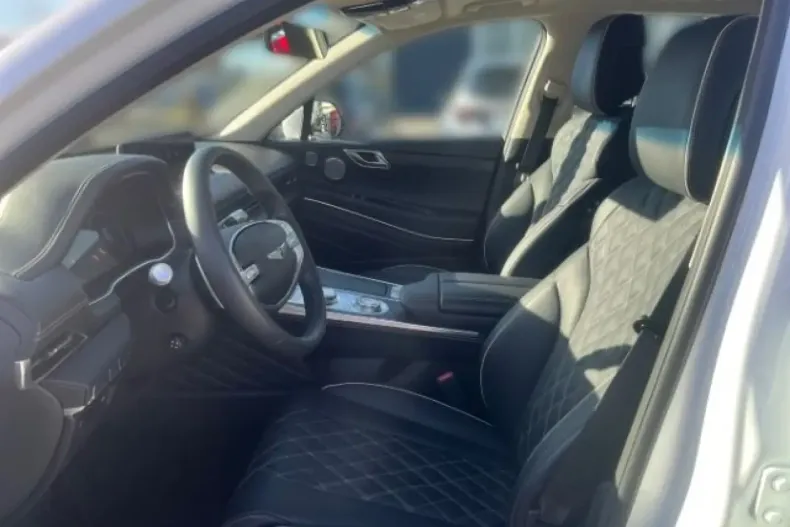 Genesis GV80 din 2024 cu 12.990 km - oferta GEN183627 - foto 7