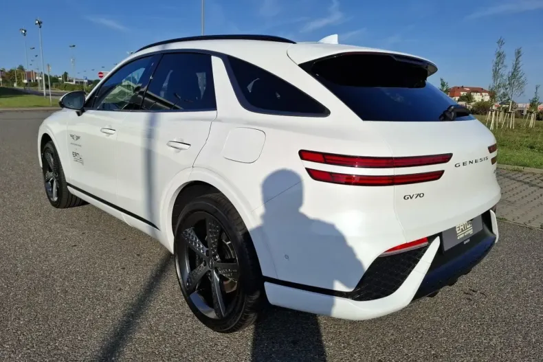 Genesis GV70 din 2024 cu 6.326 km - oferta GEN183628 - foto 7
