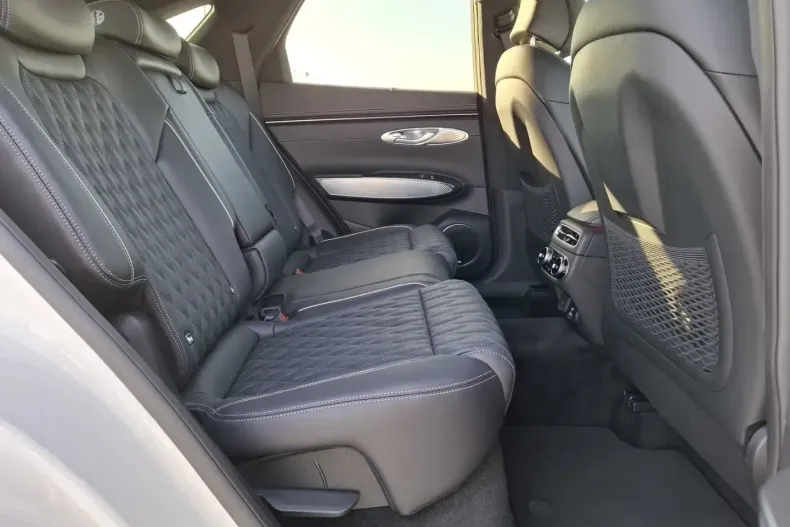 Genesis GV70 din 2024 cu 6.326 km - oferta GEN183628 - foto 15