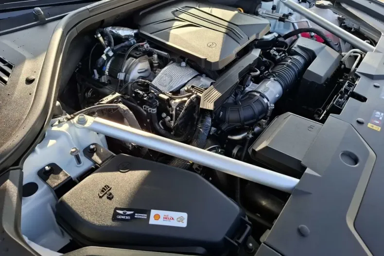 Genesis GV70 din 2024 cu 6.326 km - oferta GEN183628 - foto 39