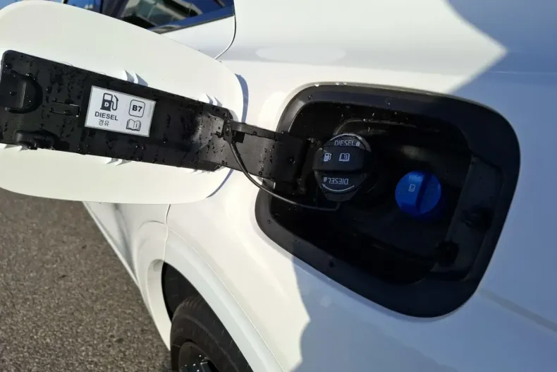 Genesis GV70 din 2024 cu 6.326 km - oferta GEN183628 - foto 40