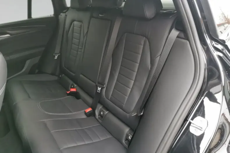 BMW X4 M40 (Seria X) din 2024 cu 16.687 km - oferta BMW183640 - foto 7