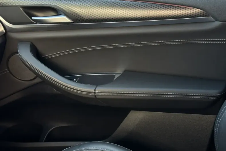 BMW X3 M (Seria X) din 2023 cu 37.400 km - oferta BMW183648 - foto 26